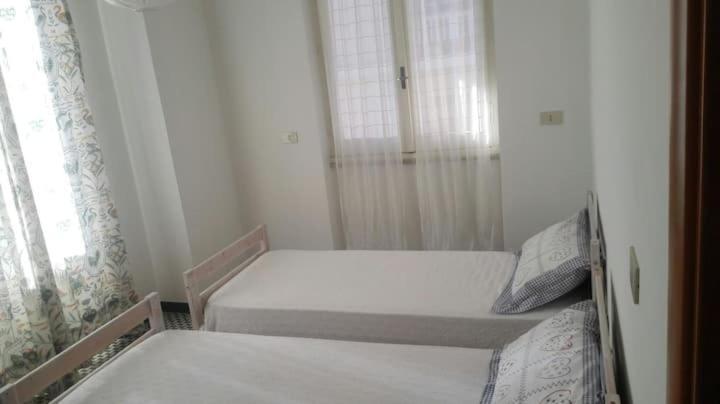 La Casa Di Ester Lavagna Bagian luar foto